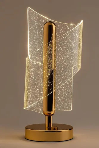 LÁMPARA MUSA DORADA